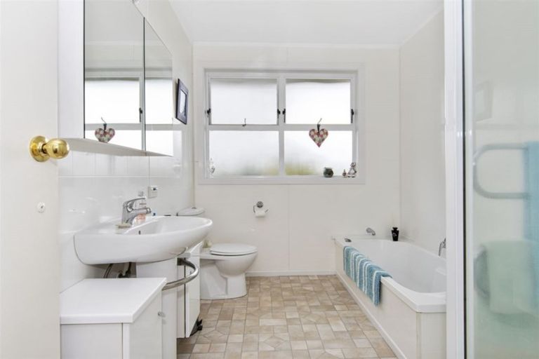 Photo of property in 28 Sunset Crescent, Maungatapu, Tauranga, 3112