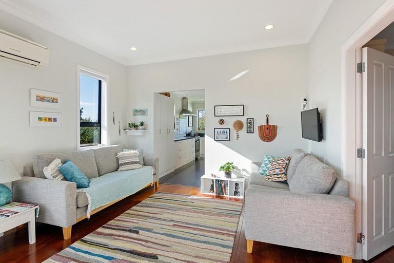 Photo of property in 61 Tennis Court Road, Raumati South, Paraparaumu, 5032