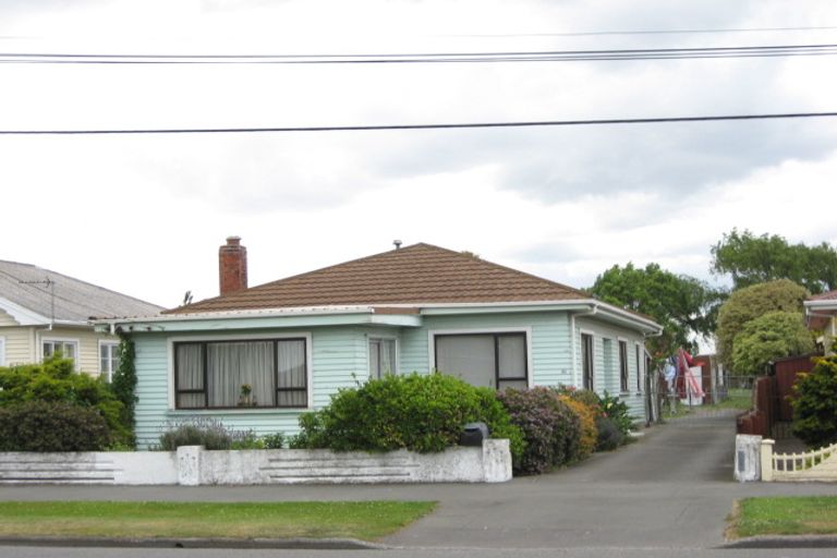 Photo of property in 25 Hargood Street, Woolston, Christchurch, 8062