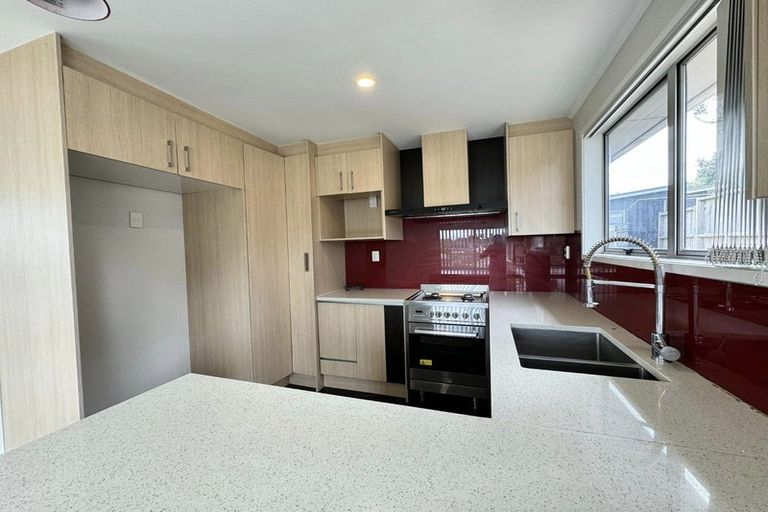 Photo of property in 26 Clyma Place, Massey, Auckland, 0614