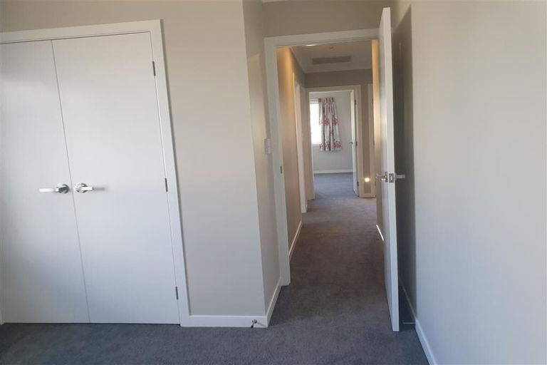 Photo of property in 42 Rose Leigh Drive, Cambridge, 3434