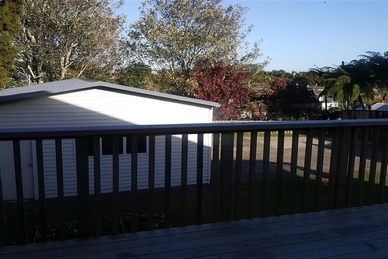 Photo of property in 9 Raniera Street, Glen Avon, New Plymouth, 4312