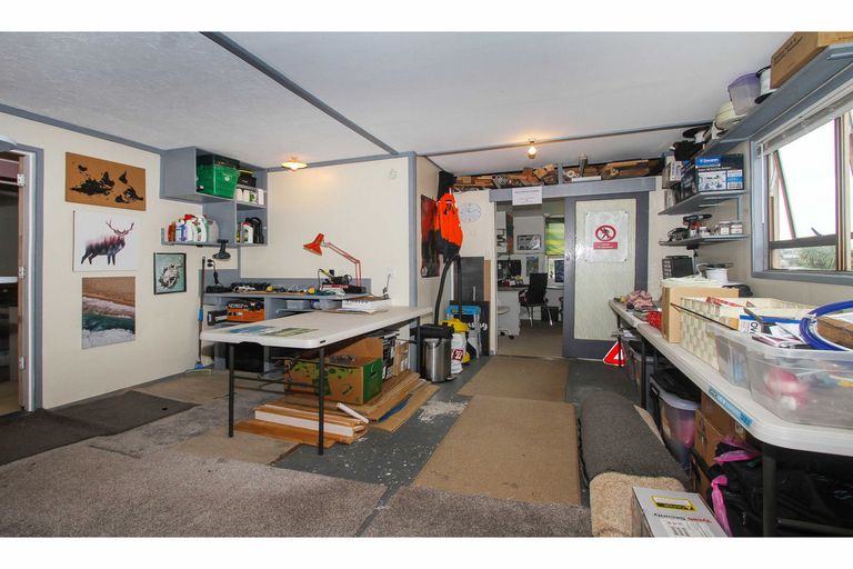 Photo of property in 1/52 Pupuke Road, Hillcrest, Auckland, 0627