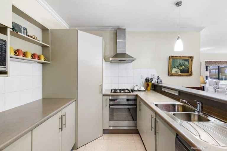 Photo of property in 19 Futuna Close, Karori, Wellington, 6012