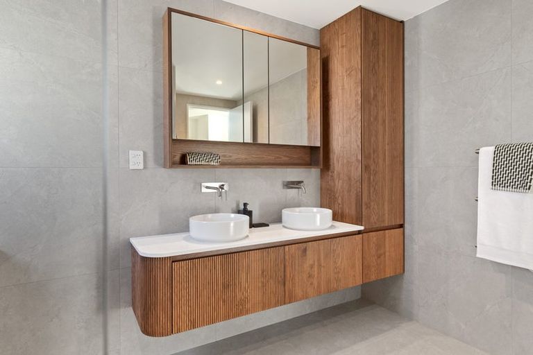 Photo of property in 57 Ladies Mile, Manly, Whangaparaoa, 0930