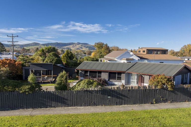 Photo of property in 31 Johnson Street, Milton, 9220