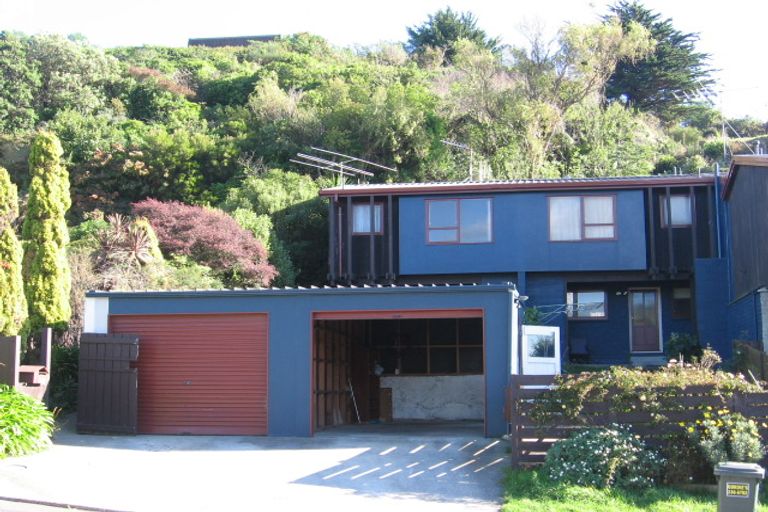 Photo of property in 97 Churton Drive, Churton Park, Wellington, 6037