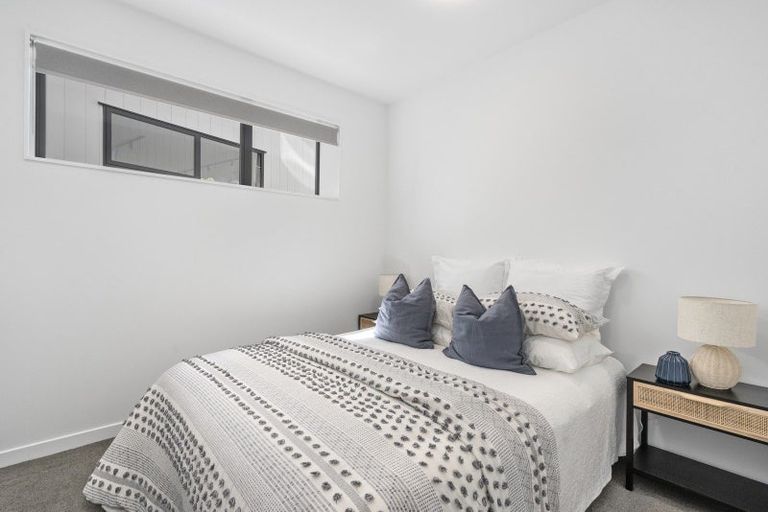 Photo of property in 69u2 Tiketike Way, Brooklyn, Wellington, 6021