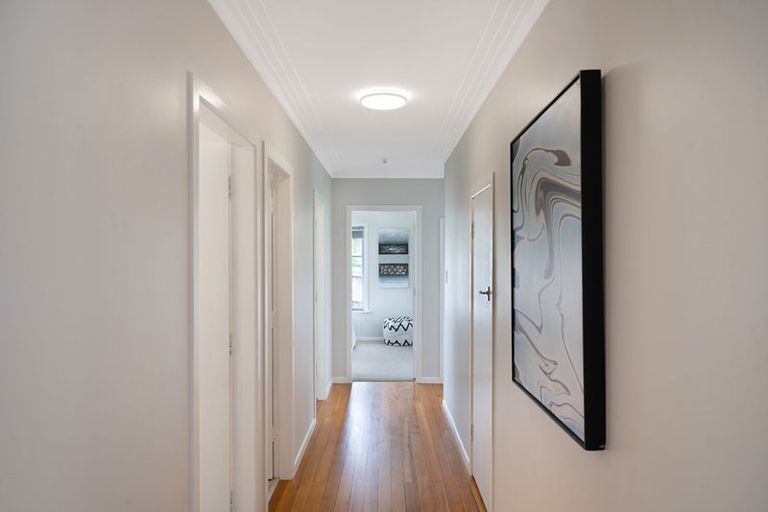 Photo of property in 38 Kohekohe Street, New Lynn, Auckland, 0600