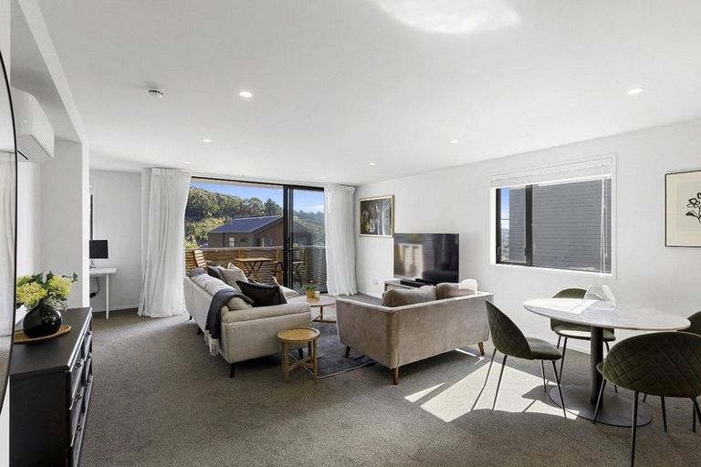 Photo of property in 17 Holystone Road, Whitby, Porirua, 5024