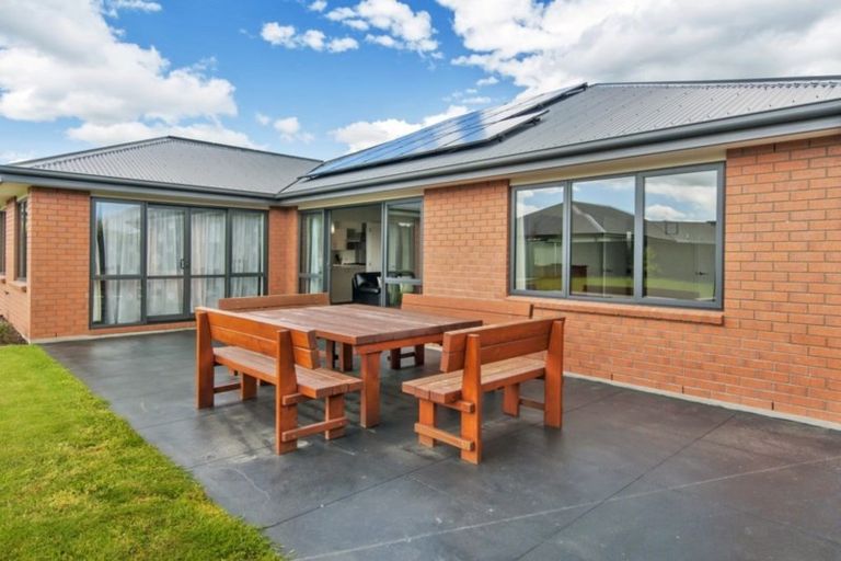 Photo of property in 3 Broomleigh Drive, Rolleston, 7615