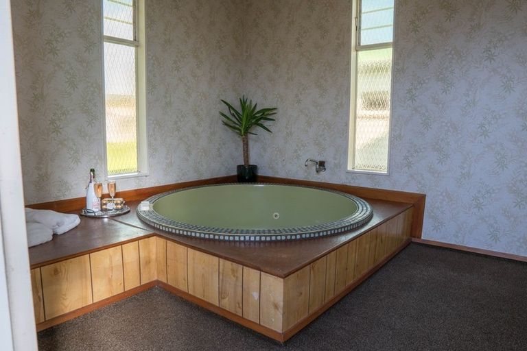 Photo of property in 1 Coddington Crescent, Masterton, 5810