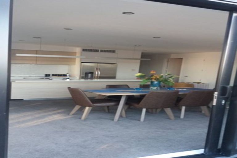 Photo of property in 4/275 Kilmore Street, Christchurch Central, Christchurch, 8011