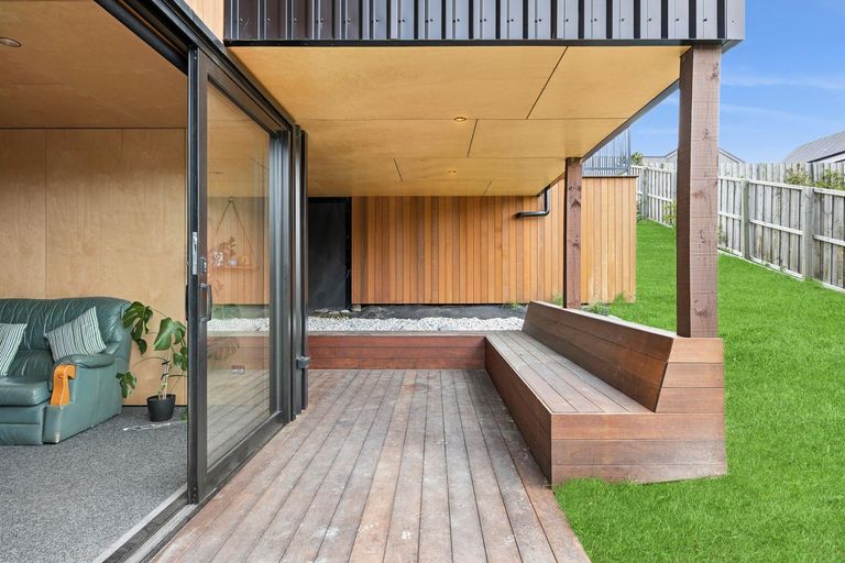 Photo of property in 41 Mount Linton Avenue, Wanaka, 9305