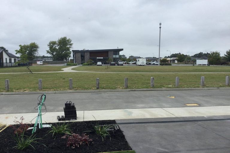 Photo of property in 18 Greengrass Crescent, Kaiapoi, 7630