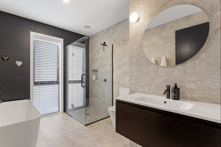 Photo of property in 8 Tiaki Lane, Matakana, 0985