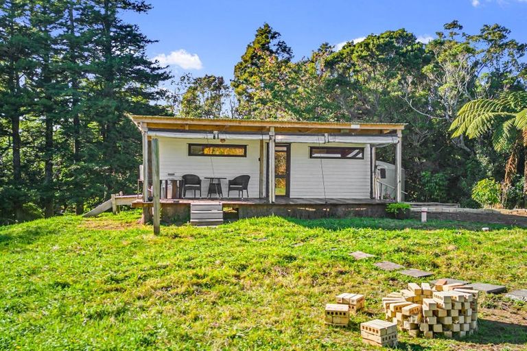 Photo of property in 1261 Frankley Road, Hurworth, New Plymouth, 4371