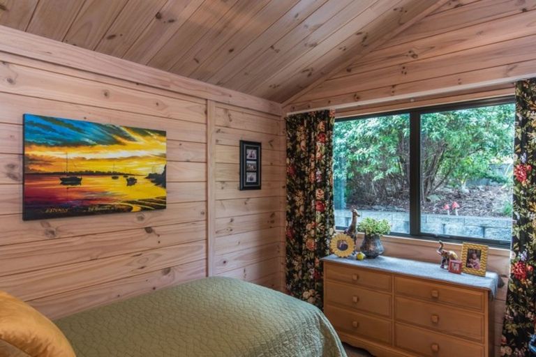 Photo of property in 53d Kotare Street, Waikanae, 5036