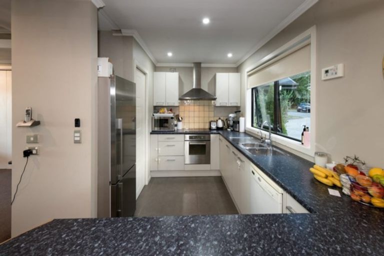 Photo of property in 11 Mcfarlane Terrace, Wanaka, 9305
