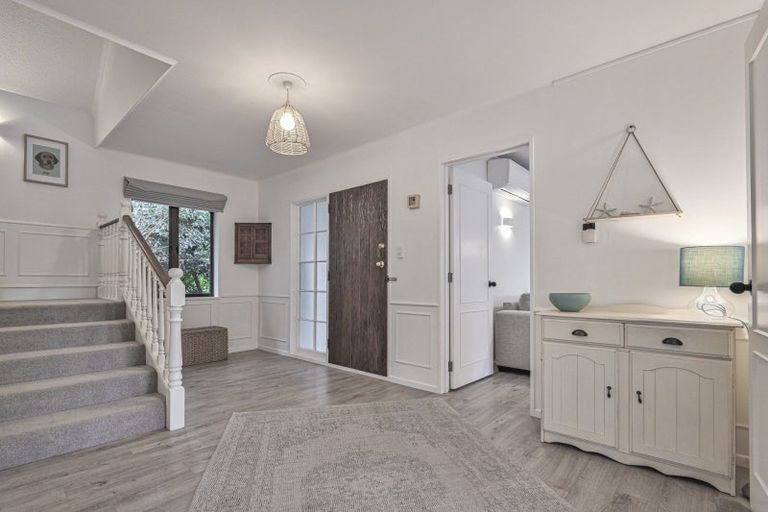 Photo of property in 609 Roberts Street, Hastings, 4122