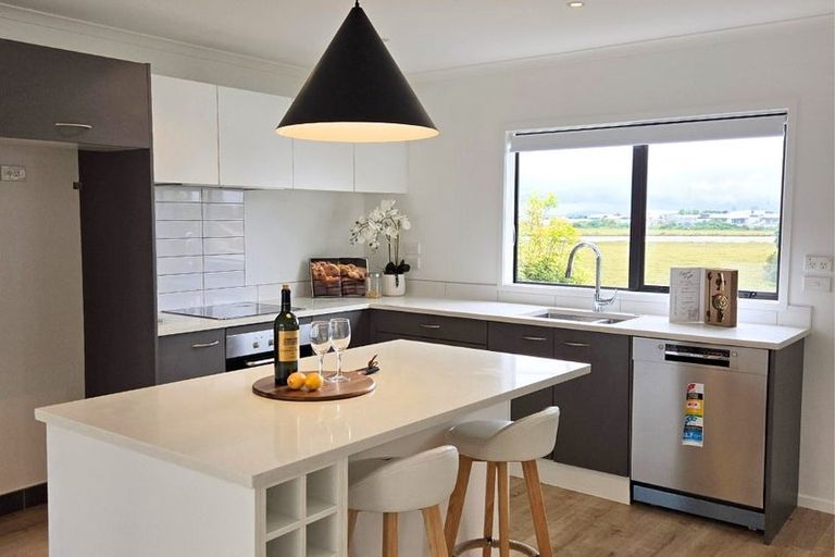 Photo of property in St Claire Village, 209/172 Mcleod Road, Te Atatu South, Auckland, 0610