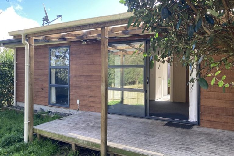 Photo of property in 30 Redwood Drive, Massey, Auckland, 0614