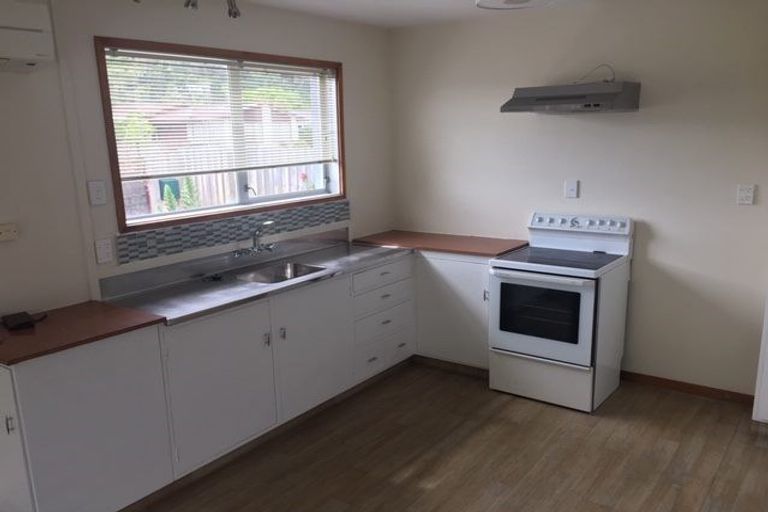Photo of property in 32 Landsdowne Terrace, Cashmere, Christchurch, 8022