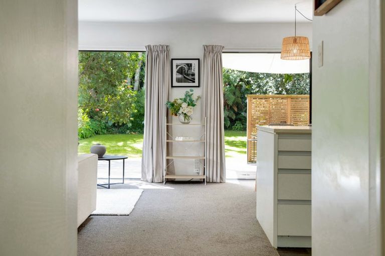 Photo of property in 15 Boylan Road, Titirangi, Auckland, 0604