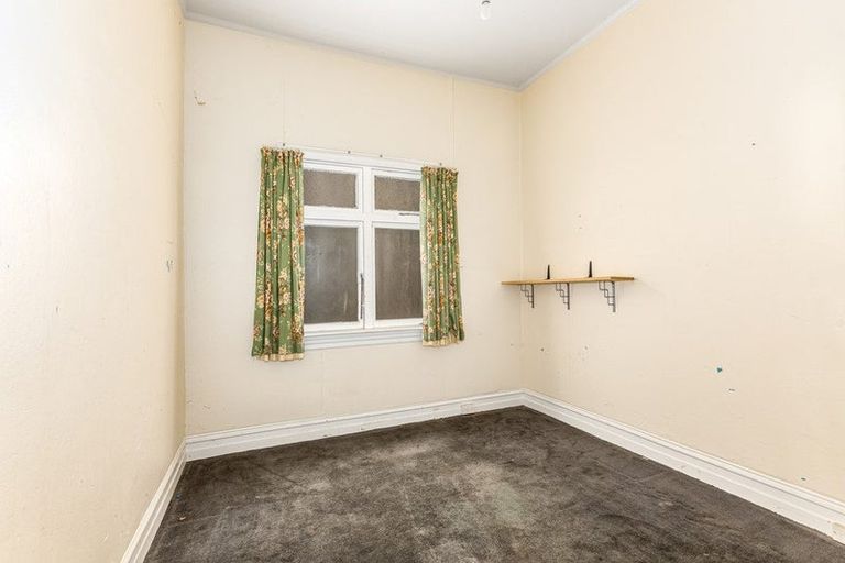 Photo of property in 74 Victoria Street, Petone, Lower Hutt, 5012