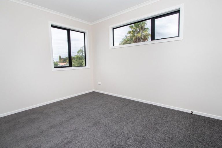 Photo of property in 1u2 Splitt Avenue, Glenview, Hamilton, 3206