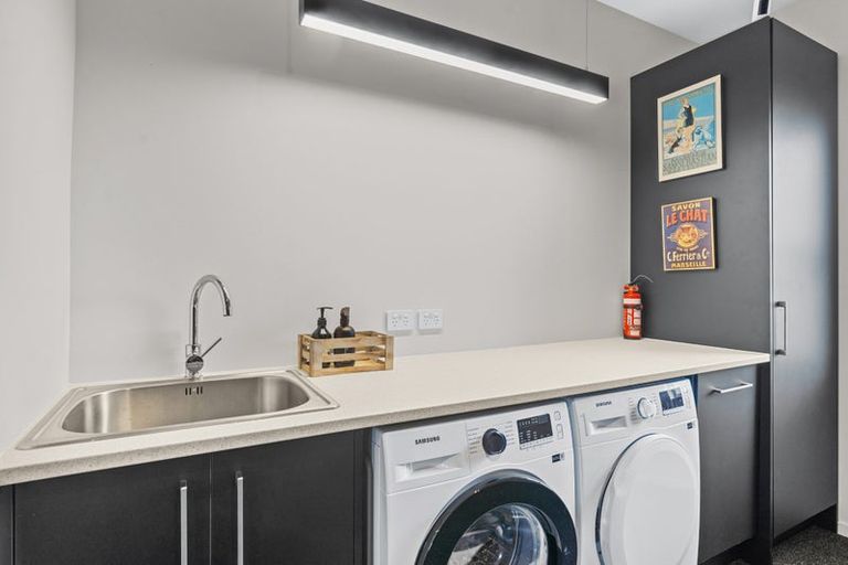Photo of property in 43 Cumberland Street, Leigh, 0985
