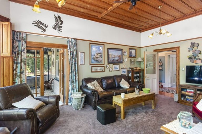 Photo of property in 16 Rata Road, Raumati Beach, Paraparaumu, 5032