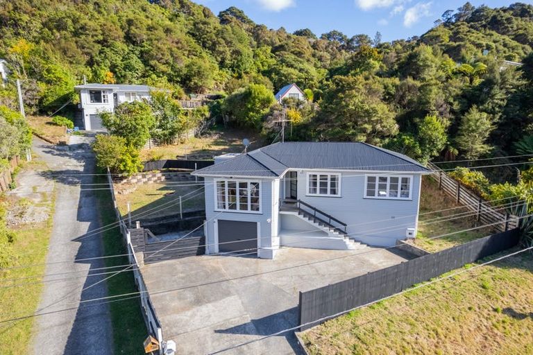 Photo of property in 87 Hair Street, Wainuiomata, Lower Hutt, 5014