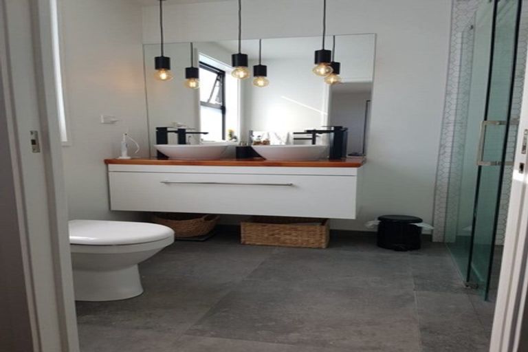 Photo of property in 36 Marion Crescent, Papamoa Beach, Papamoa, 3118