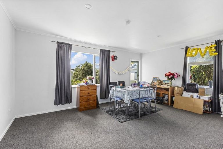 Photo of property in 139u1 Queens Drive, Lyall Bay, Wellington, 6022