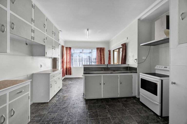 Photo of property in 49 Cloten Road, Stratford, 4332