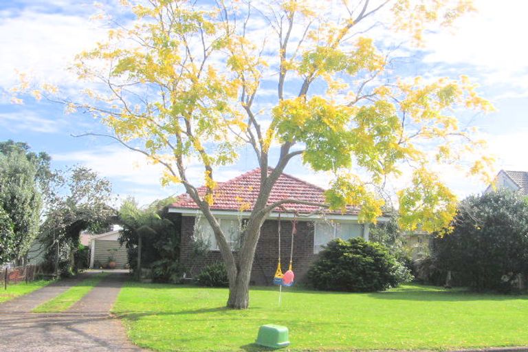 Photo of property in 12 Coates Road, Papatoetoe, Auckland, 2025