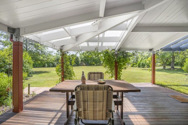 Photo of property in 66-66a Kuratawhiti Street, Greytown, 5712