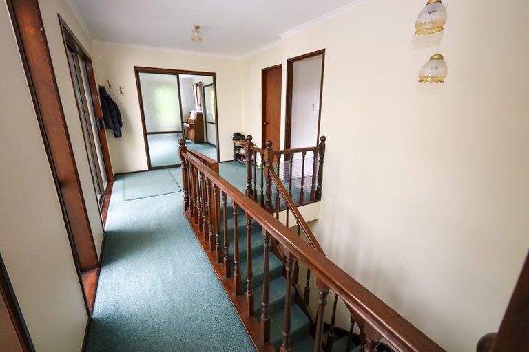 Photo of property in 71 Glenross Street, Glenross, Dunedin, 9011