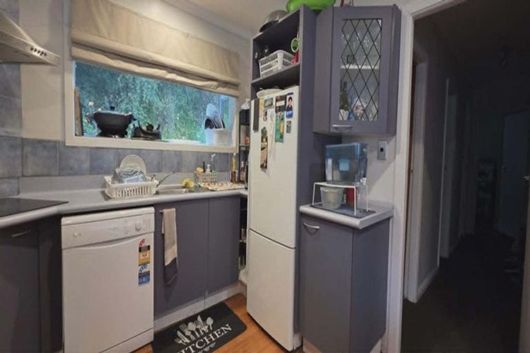 Photo of property in 6a Bell Street, Tawa, Wellington, 5028