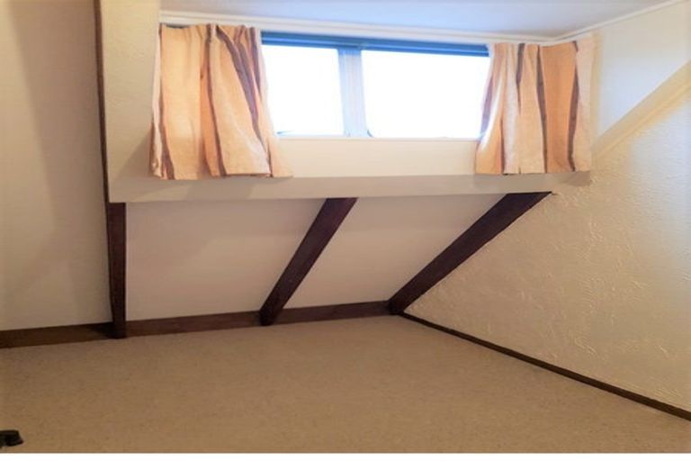 Photo of property in 5/31 Mana Avenue, Titahi Bay, Porirua, 5022