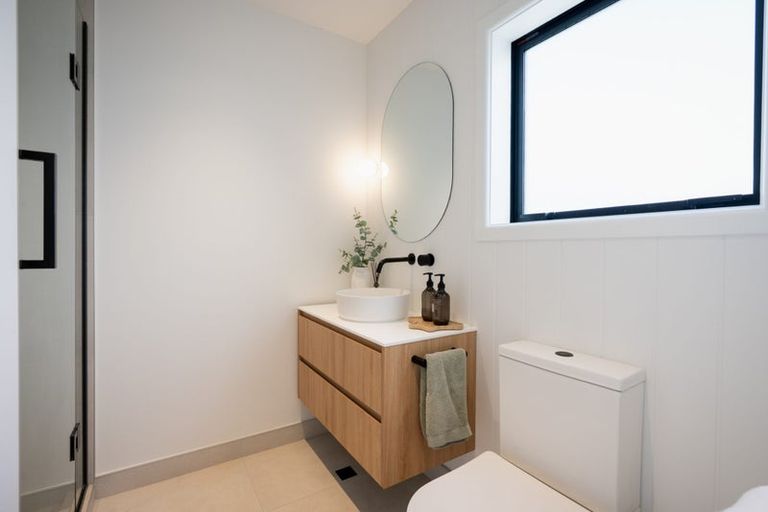 Photo of property in 12 Papai Lane, Massey, Auckland, 0614