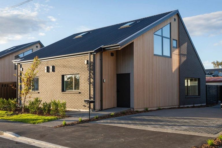 Photo of property in 3/171 Centaurus Road, Saint Martins, Christchurch, 8022