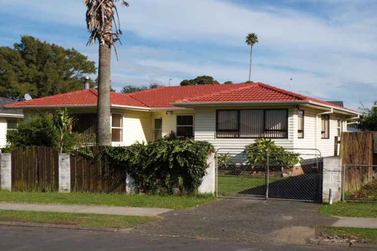Photo of property in 14 Kivell Close, Mangere East, Auckland, 2024