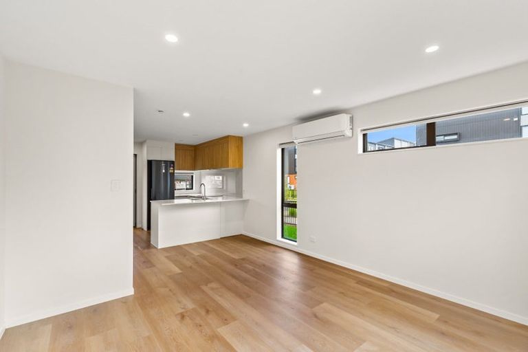 Photo of property in 80 Selo Street, Glen Eden, Auckland, 0602