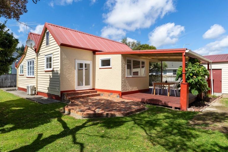 Photo of property in 5 Mangaroa Hill Road, Clouston Park, Upper Hutt, 5018