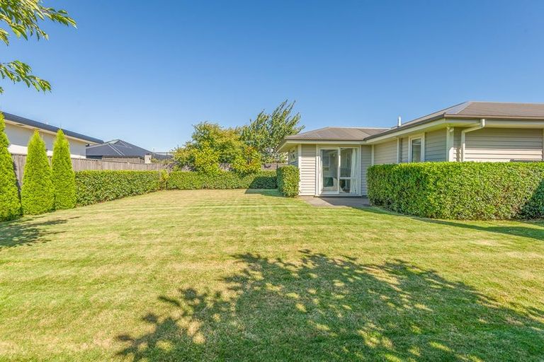 Photo of property in 18 Sterling Drive, Prebbleton, 7604