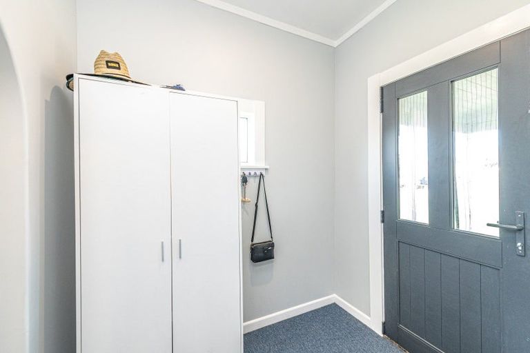 Photo of property in 17 Matai Street, Castlecliff, Whanganui, 4501