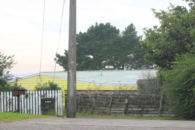 Photo of property in 79 Don Buck Road, Massey, Auckland, 0614