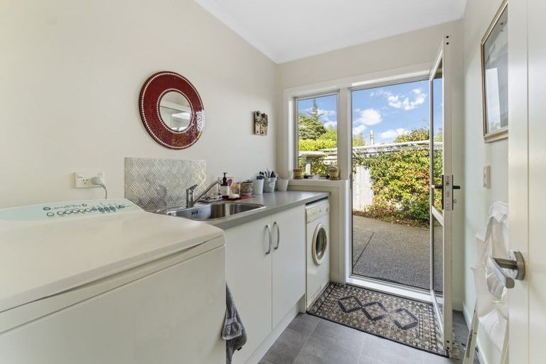 Photo of property in 11 Byron Brown Place, Otaki Beach, Otaki, 5512